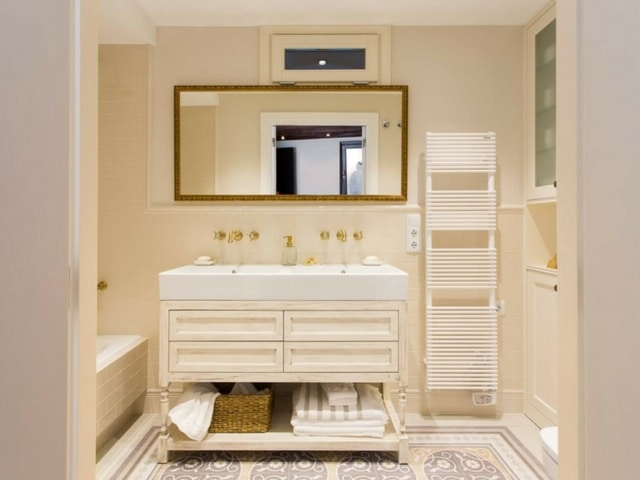 Reformamos tu cuarto de baño antiguo por uno más moderno Reformas baños Bilbao