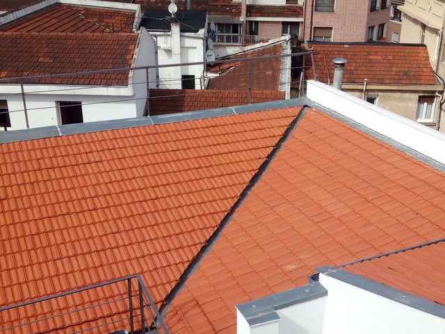 Efectuamos todo tipo de refromas y rehabilitaciones en edificios en Bizkaia rehabilitación de tejados en bizkaia